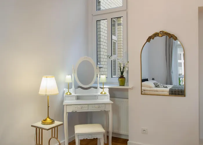 Vintage Romantic Mtp Sala Ziemi Stare Zoo * Poznan